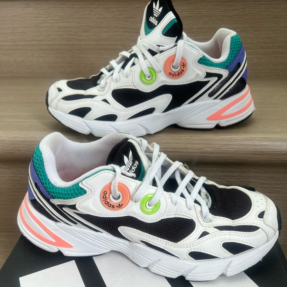 Adidas Running & Jogging Shoes Women's White/ Multicolor Size 7.5